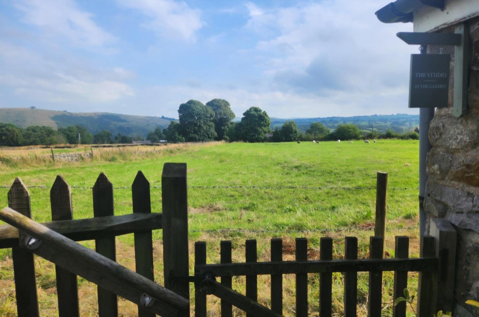 Hill End Cottages Warslow エクステリア 写真
