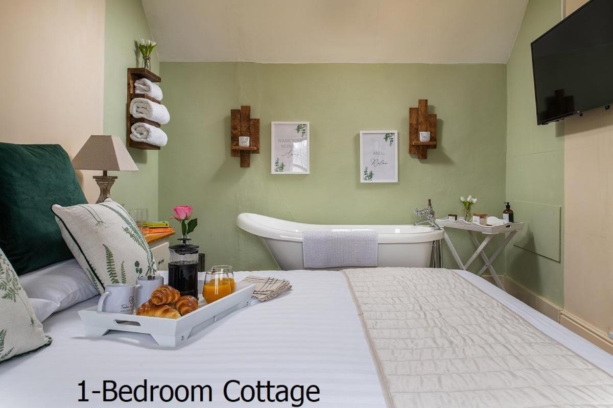 Hill End Cottages Warslow エクステリア 写真